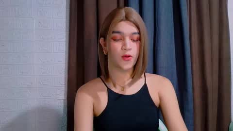 yourdirtygirlxoxo online show from March 21, 2026, 5:45 am