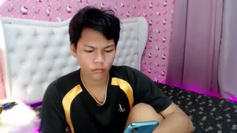 HEN online show from September 26, 2025, 6:34 pm