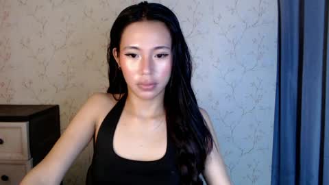Snapshot of yourdreamgirlgwen chatting on July 25, 2026, 6:27 pm GWENI online show from July 25, 2026, 6:27 pm