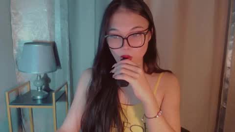 Luna online show from September 16, 2025, 7:31 am