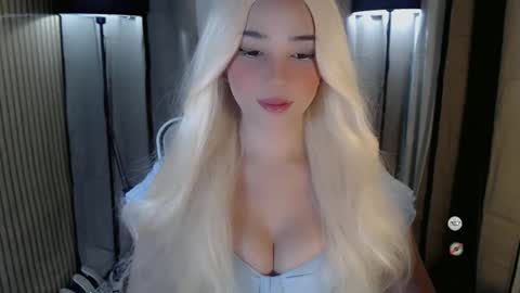 maureen love you online show from October 8, 2025, 7:00 pm