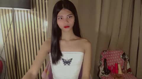 Vivian online show from February 6, 2026, 9:29 pm