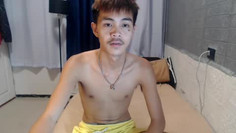 Snapshot of yourguy_josh23 chatting on August 4, 2026, 4:53 pm Josh online show from August 4, 2026, 4:53 pm