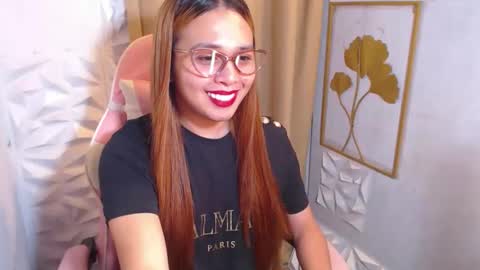 Snapshot of yourhornywife069 chatting on November 6, 2025, 7:31 am ANASTASIA STEELE online show from November 6, 2025, 7:31 am