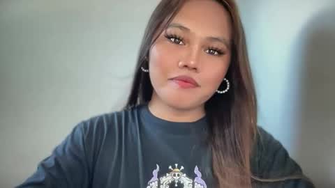 Snapshot of yourhotgirl_lyn chatting on June 5, 2026, 6:52 am yourhotgirl_lyn online show from June 5, 2026, 6:52 am