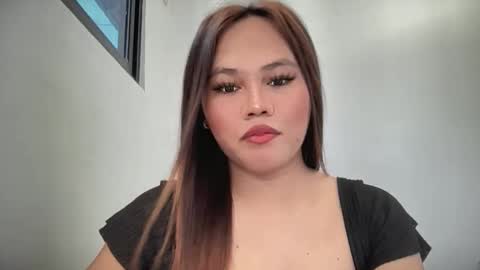Snapshot of yourhotgirl_lyn chatting on June 9, 2026, 5:41 am yourhotgirl_lyn online show from June 9, 2026, 5:41 am
