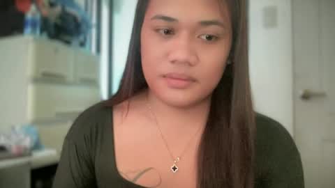 Snapshot of yourhotlove_jamellaxxx chatting on June 24, 2026, 11:26 pm LOVING JAMMELA online show from June 24, 2026, 11:26 pm