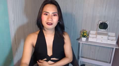 Mauie  online show from March 5, 2025, 6:56 pm