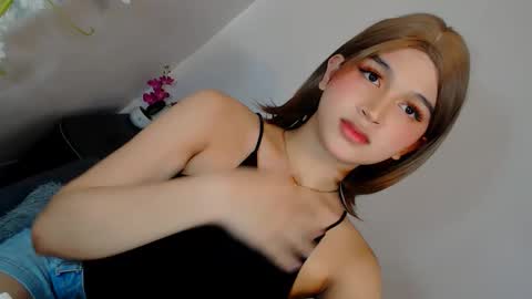 yourhumiliationgirl online show from November 26, 2025, 5:30 am