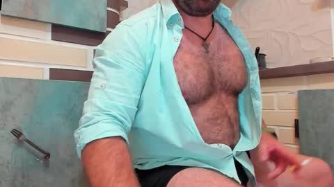 Jacky online show from October 2, 2025, 2:51 am