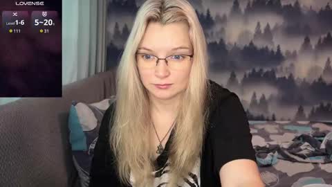 yourjessy online show from November 1, 2025, 2:13 am