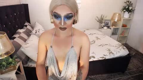 --               online show from November 17, 2025, 2:28 am