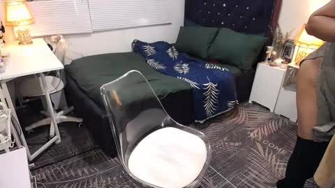 Snapshot of yourlivingonurdream chatting on March 28, 2026, 5:07 am -- online show from March 28, 2026, 5:07 am