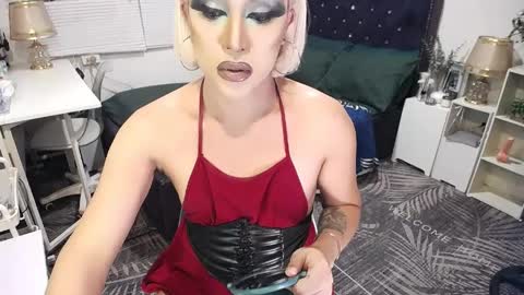 Snapshot of yourlivingonurdream chatting on March 29, 2026, 8:47 am -- online show from March 29, 2026, 8:47 am