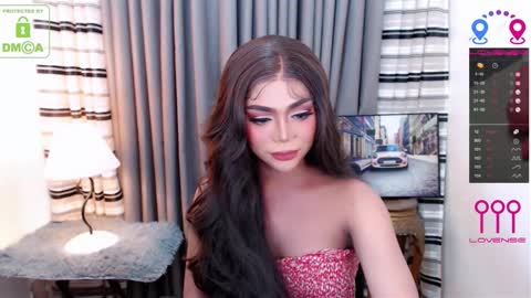 Snapshot of yourloveable chatting on October 1, 2025, 4:24 pm CHARLOTTE online show from October 1, 2025, 4:24 pm