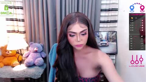 Snapshot of yourloveable chatting on October 10, 2025, 8:19 pm CHARLOTTE online show from October 10, 2025, 8:19 pm