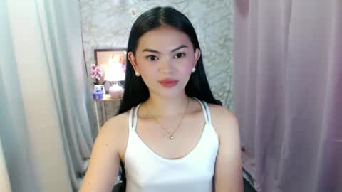 your lovely Dina online show from November 26, 2025, 2:01 am