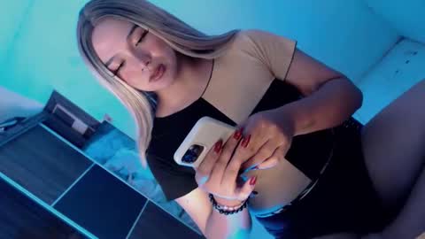 PEARL online show from September 23, 2025, 6:33 pm