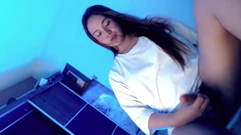 PEARL online show from November 10, 2025, 2:54 am