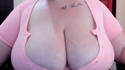 Milla 3 online show from February 1, 2025, 9:51 pm