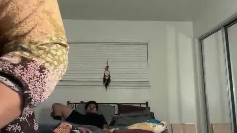 YOURMOMMY online show from February 11, 2026, 7:57 am