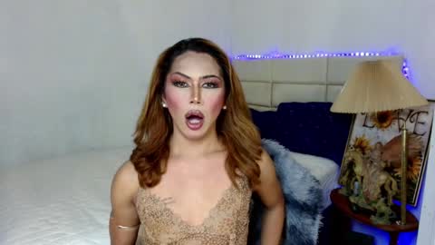 Chloe online show from December 3, 2025, 8:18 pm