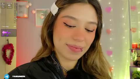 Snapshot of yourrmuse_ chatting on July 18, 2026, 5:44 am Isabella but you can call me Isa .-. online show from July 18, 2026, 5:44 am