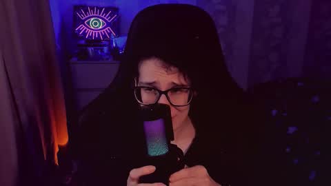 Yours Cosmic online show from October 3, 2025, 1:46 am