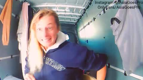 Snapshot of yoursecretgirlfriend963 chatting on December 22, 2024, 3:11 pm AsiaGoesPro - On All Socials online show from December 22, 2024, 3:11 pm