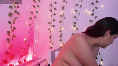 Snapshot of yoursecrethobby_ chatting on August 4, 2026, 1:09 am Emily online show from August 4, 2026, 1:09 am