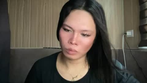 yourseductive_jem online show from June 27, 2026, 1:32 am