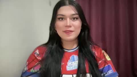 LALA online show from April 1, 2026, 7:33 pm