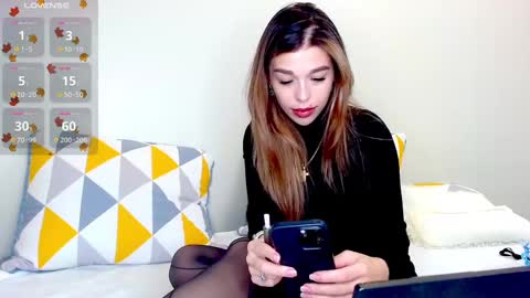 yoursoul_mila online show from December 7, 2024, 11:18 am