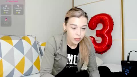 yoursoul_mila online show from March 11, 2025, 11:01 am