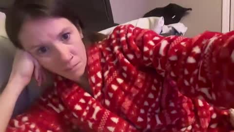 yourstrulylivy online show from December 29, 2024, 1:17 pm