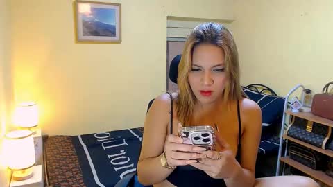 Snapshot of yoursweetangelxxx chatting on February 28, 2025, 10:09 am YourDreamgirl online show from February 28, 2025, 10:09 am
