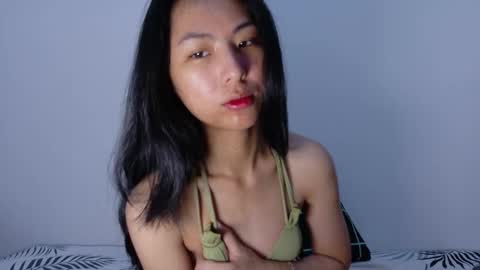 Snapshot of yoursweetestkiwi chatting on February 11, 2026, 8:52 am Kiwi online show from February 11, 2026, 8:52 am