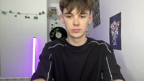 Snapshot of yoursweetyguy chatting on April 8, 2026, 4:07 pm yoursweetyguy online show from April 8, 2026, 4:07 pm