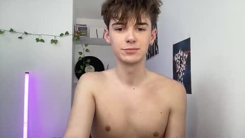 Snapshot of yoursweetyguy chatting on April 16, 2026, 1:45 pm yoursweetyguy online show from April 16, 2026, 1:45 pm