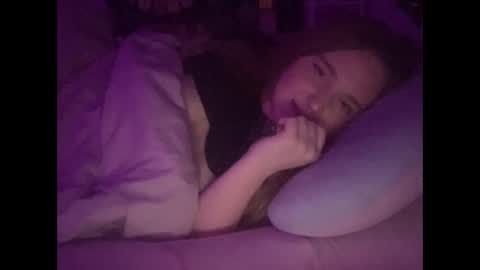 yourthickgingergoddess online show from January 13, 2025, 5:23 am