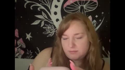 yourthickgingergoddess online show from February 27, 2025, 10:20 pm
