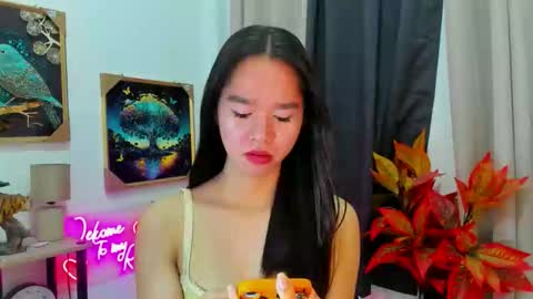 yourtinybunny online show from February 19, 2026, 10:55 am