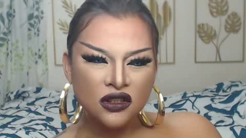 Snapshot of yourtrannyqueenxxx chatting on July 15, 2026, 10:37 pm Anastacia Grey online show from July 15, 2026, 10:37 pm