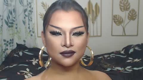 Snapshot of yourtrannyqueenxxx chatting on July 27, 2026, 10:50 pm Anastacia Grey online show from July 27, 2026, 10:50 pm