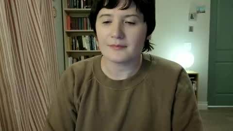 Rose Noire online show from May 25, 2026, 1:44 am