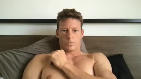 yoyoyo1221 online show from March 26, 2026, 11:21 pm