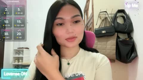 yrdrmgrl_jennie26 online show from March 12, 2026, 7:42 pm