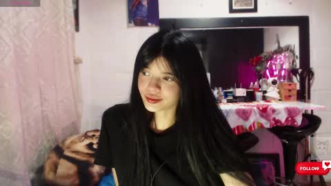 Snapshot of ysera_cb chatting on April 24, 2026, 10:39 am Lilith online show from April 24, 2026, 10:39 am
