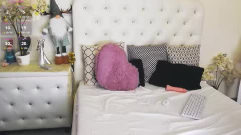 Yssabel online show from March 2, 2026, 7:15 am