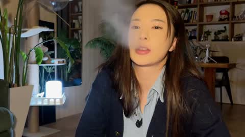 Snapshot of yuanlili chatting on November 27, 2025, 2:41 pm lili online show from November 27, 2025, 2:41 pm